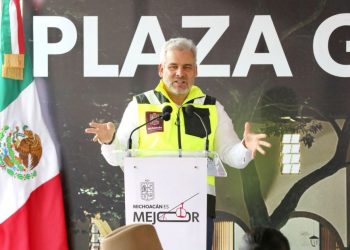 Continúa transformación de Pátzcuaro; inicia Bedolla restauración de plaza Gertrudis Bocanegra