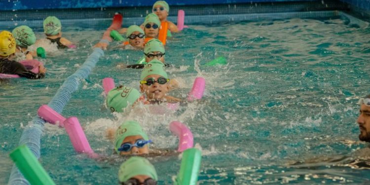 Más de mil niñas, niños y jóvenes llenan de vida el verano deportivo de Cecufid