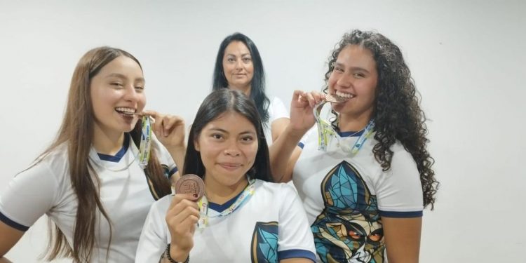 Voleibol de playa nicolaita rompió con sequía de medalla en Universiada Nacional: UMSNH-Morelia Informativo