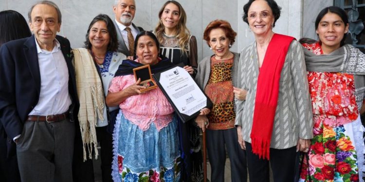 Juana Bravo recibe Premio Nacional de las Artes: Sectur-Morelia Informativo