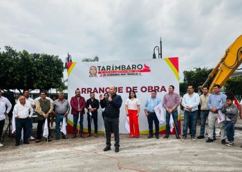 Arranca obra de pavimentación y modernización de calles frente a la plaza de Tejaro: Eric Gaona-Morelia Informativo