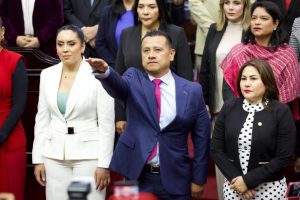 Designa 76 Legislatura a Carlos Torres Piña como Fiscal General del Estado-Morelia Informativo