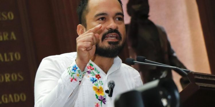 La Fiscalía debe ser un brazo pacificador: Hugo Rangel