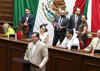 Propone Memo Valencia que no se exijan actas de nacimiento recientes a la ciudadanía