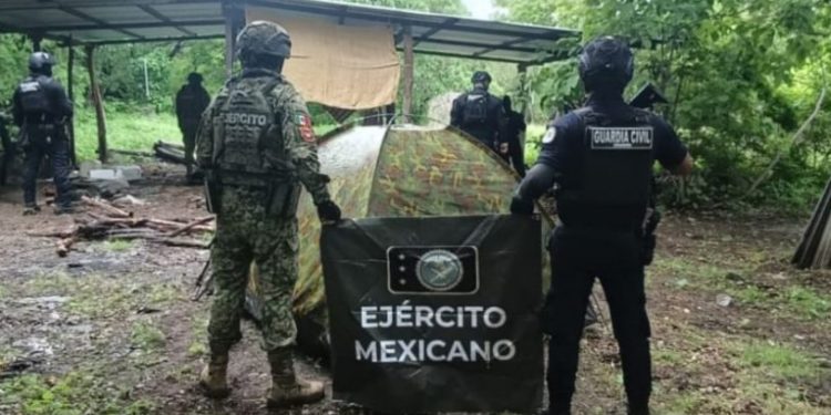 Asegurados tres hombres, granadas, armas y municiones en Buenavista: SSP