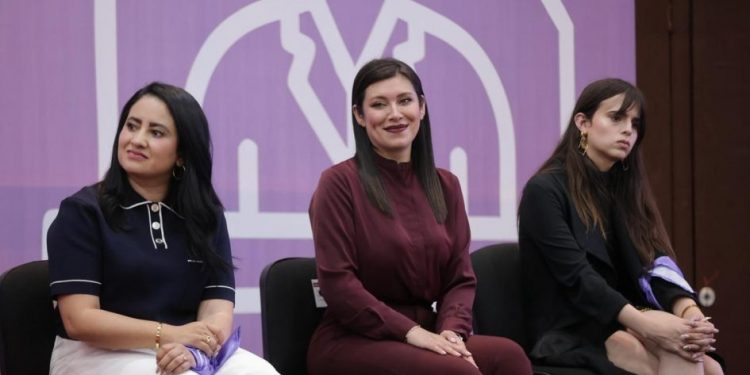 Mujeres, imparables; seré el último gobernador hombre: Bedolla