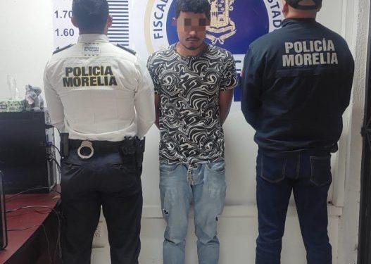 Policía Morelia detiene en flagrancia a dos personas implicadas en al menos 27 robos a tiendas de conveniencia