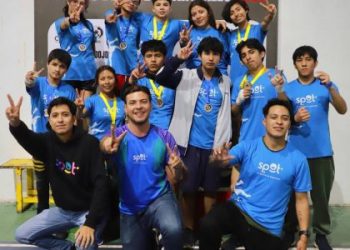 Jóvenes de Centros Spot del DIF Morelia ganan 11 medallas en torneo de box en Uruapan