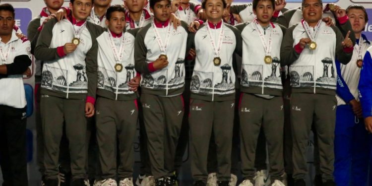 Michoacán salió más “rudo” en polo acuático en Olimpiada Nacional
