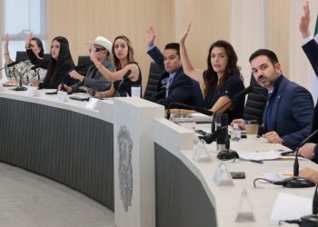 Gobierno de Morelia aprueba Presea Amalia Solórzano Bravo a Verónica Villaseñor