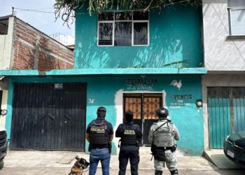 Tras catear tres inmuebles en Morelia, FGE asegura narcóticos y detiene a tres personas