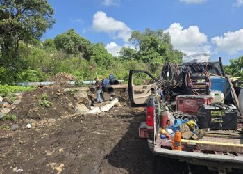 Realiza Ooapas pruebas técnicas en línea de conducción a la altura de la colonia Leandro Valle