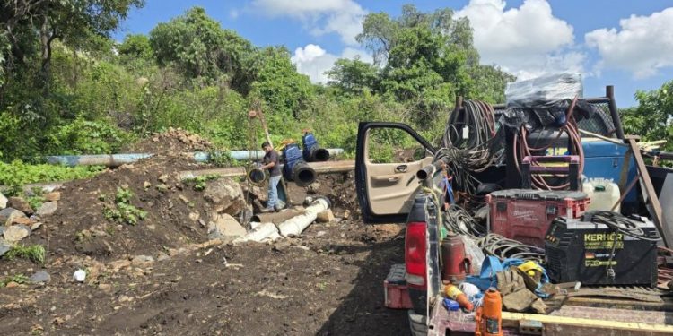 Realiza Ooapas pruebas técnicas en línea de conducción a la altura de la colonia Leandro Valle