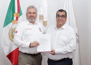 Nombra Bedolla a Elías Ibarra como secretario de Salud
