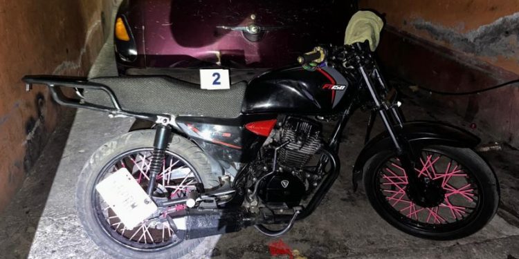 Asegura FGE cuatro motocicletas con reporte de robo durante cateo realizado en Morelia