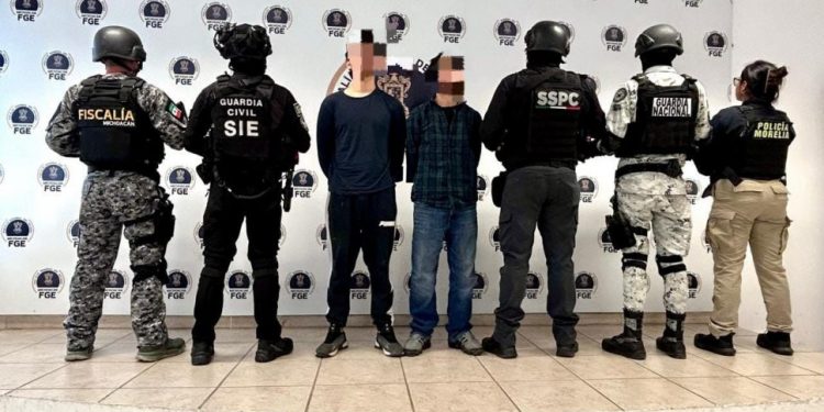 Asegurados dos hombres, 800 kg de droga y laboratorio clandestino en Morelia: SSP