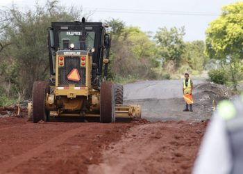 Carreteras más rápidas y seguras; Gobierno de Michoacán destina más de 765 mdp en Tierra Caliente