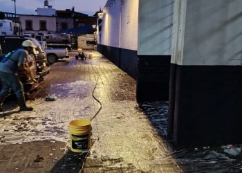 Gobierno de Morelia realiza acciones de limpieza profunda en Mercado Revolución