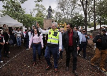 Obra en plaza Gertrudis Bocanegra conserva el encanto de Pátzcuaro: Bedolla