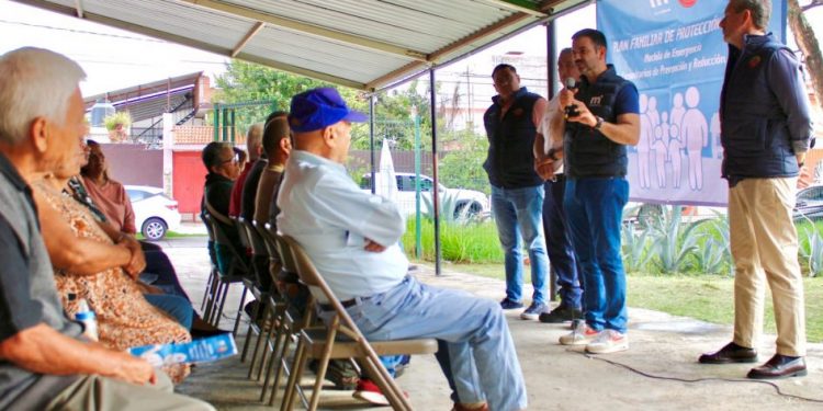 Encabeza Yankel Benítez capacitación en protección civil con participación vecinal