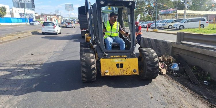 Ayuntamiento de Morelia mejora imagen urbana con jornadas de limpieza en puntos clave de la ciudad