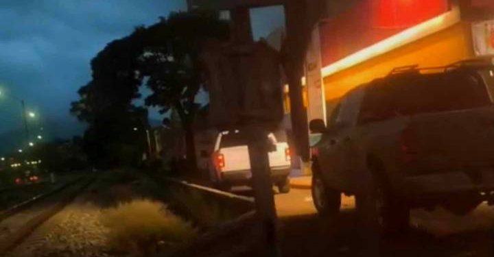 En la colonia Industrial, localizan cadáver mutilado y calcinado