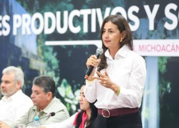Uruapan, alta prioridad en Educación: Gabriela Molina