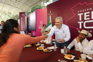 Bedolla atiende en audiencia pública peticiones de la Población de Huiramba: Gobernador en Territorio-Morelia Informativo