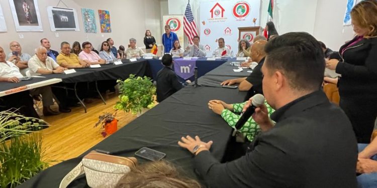 Refrenda Alfonso Martínez, apoyo a michoacanos radicados en EU-Morelia Informativo