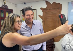 Alfonso Martínez se reúne en Chicago con universitarios: Gobierno municipal-Morelia Informativo