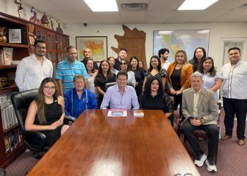 Alfonso Martínez se reúne en Chicago con universitarios: Gobierno municipal-Morelia Informativo