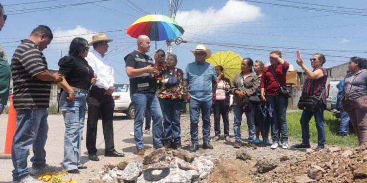 Adolfo Torres atiende solicitud de habitantes de La Aldea para mejora del servicio de agua potable-Morelia Informativo