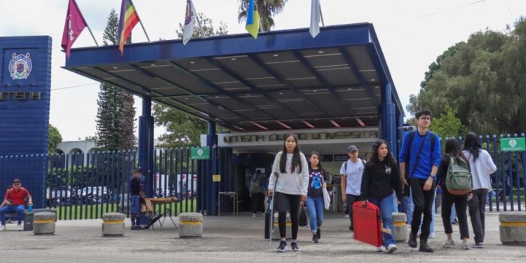 La Universidad Michoacana abre sus puertas a estudiantes migrantes: UMSNH-Morelia Informativo