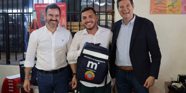 Entrega de Mochilas de Emergencia a jefes de tenencia: Gobierno de Morelia-Morelia Informativo
