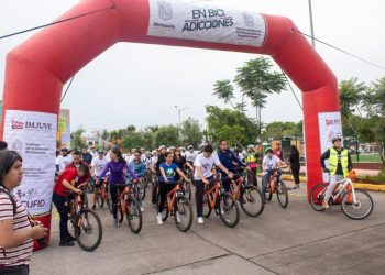 En bici contra las adicciones: Ijumich-Morelia Informativo