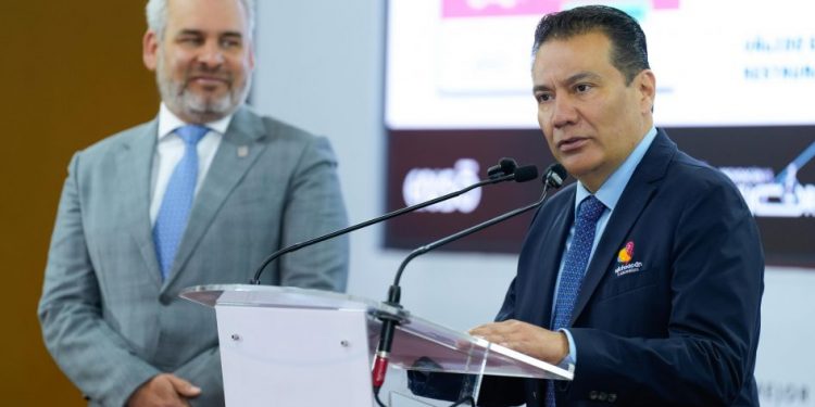 ¡Corre por tus boletos! Hoteles y restaurantes tienen entradas para Carín León: Sectur