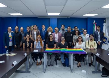 Impulsa Gladyz Butanda regularización de 37 colonias en Uruapan