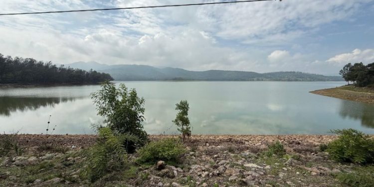 Conagua inicia operaciones para desfogue preventivo en dos presas ubicadas en el estado de Michoacán