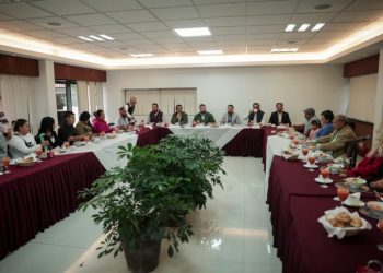 Atención permanente del Gobierno de Michoacán a víctimas del 15-S: Segob