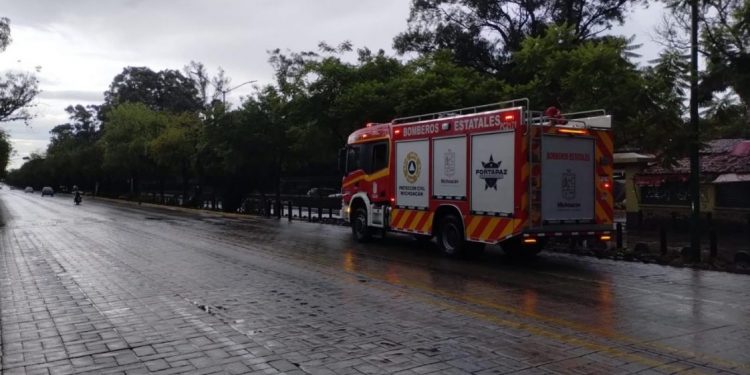 Desfogue de Presa de Cointzio: PC-Morelia Informativo