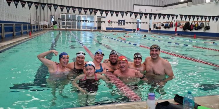 Equipo de natación de Morelia participará en clasificación al Mundial Oceanman 2025, en Cuba