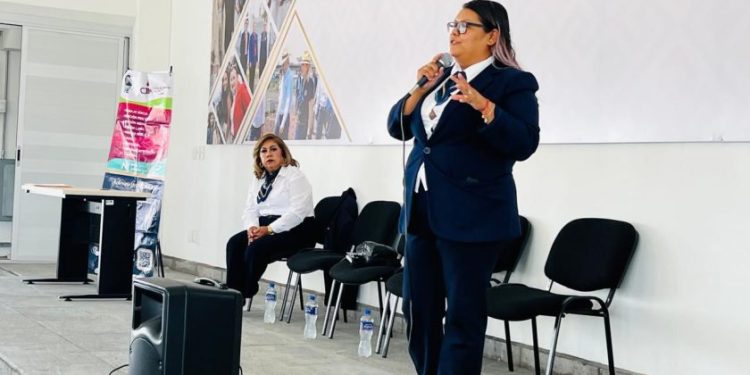 Charla sobre violencia digital a estudiantes de la Unidad Profesional Zamora de la UMSNH: CJIM-Morelia Informativo