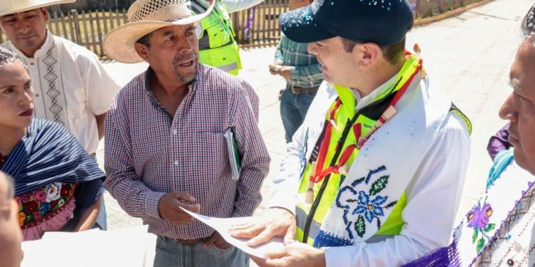 Michoacán invierte más de mil mdp en infraestructura para autogobiernos: SCOP
