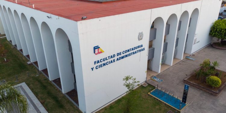 En puerta, procesos de acreditación y reacreditación de licenciaturas de la UMSNH