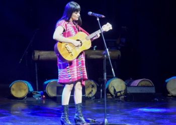 Ireri Almonte, la voz michoacana en Telesur: entre la raíz y la resistencia hasta Venezuela