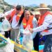 Gobierno de Michoacán siembra 15 mil crías de pescado blanco en el lago de Pátzcuaro
