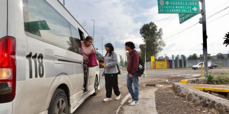 ¡Disfruta de Carín León hasta el final! Se amplía servicio de transporte público