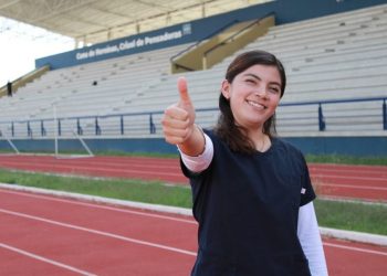 UMSNH semillero para el balompié femenil; las nicolaitas María de la Luz Quezadas y Cristina Estrella destacan en el fútbol
