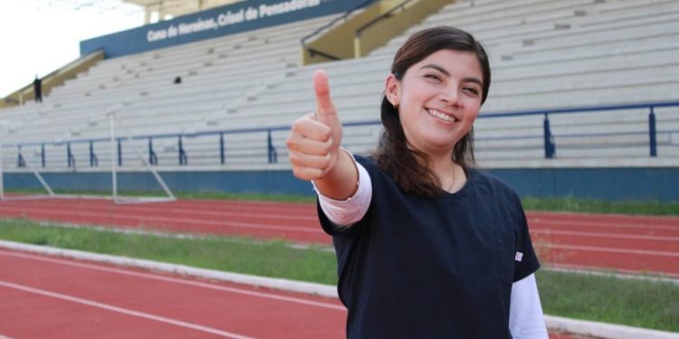 UMSNH semillero para el balompié femenil; las nicolaitas María de la Luz Quezadas y Cristina Estrella destacan en el fútbol