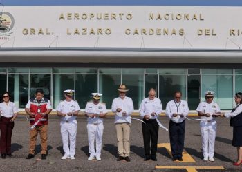 Grupo Aeroportuario de la Cdmx toma el control de la terminal en LC en septiembre: Bedolla